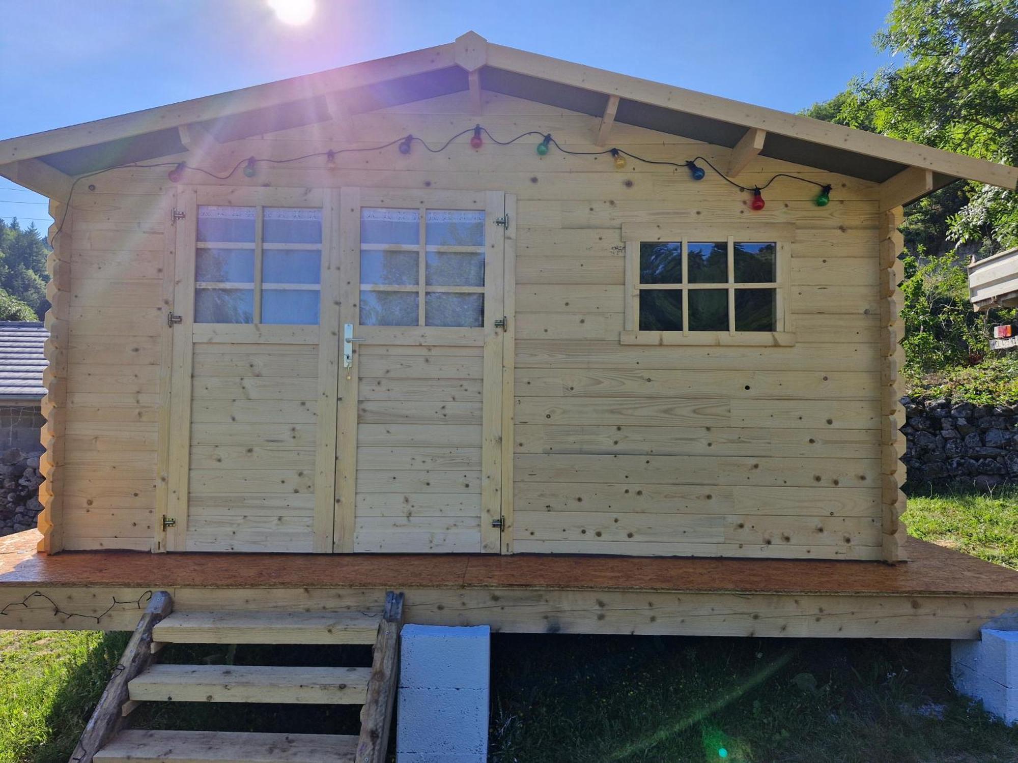 La Cabane Des Lucioles Saint-Julien-Boutieres Dış mekan fotoğraf