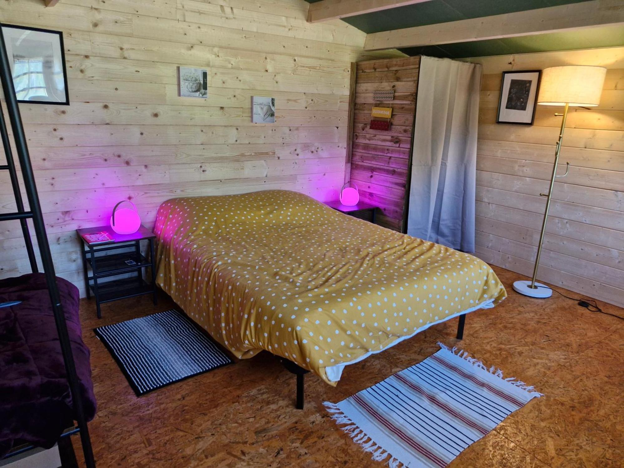 La Cabane Des Lucioles Saint-Julien-Boutieres Dış mekan fotoğraf
